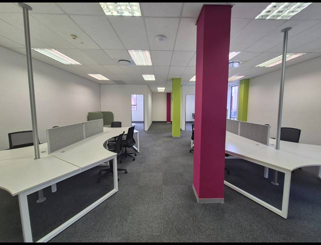 761M² OFFICE TO LET IN RIVONIA